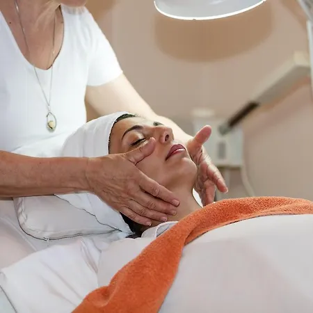 Landhaus Haffkrug Hotel 4*